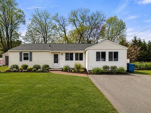 443 Pleasant St, Tewksbury, MA 01876