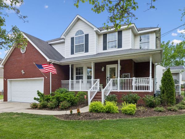 105 Hedge Ct , Smyrna, TN 37167