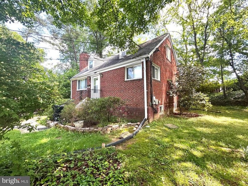 906 Dryden Court , Silver Spring, MD 20901 Main Photo