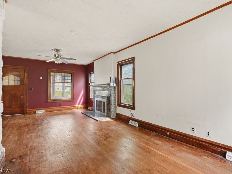 1712 E 300th Street, Wickliffe, OH 44092 Photo 8