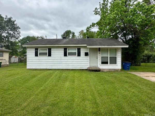 512 Ellen Drive, North Little Rock, AR 72117