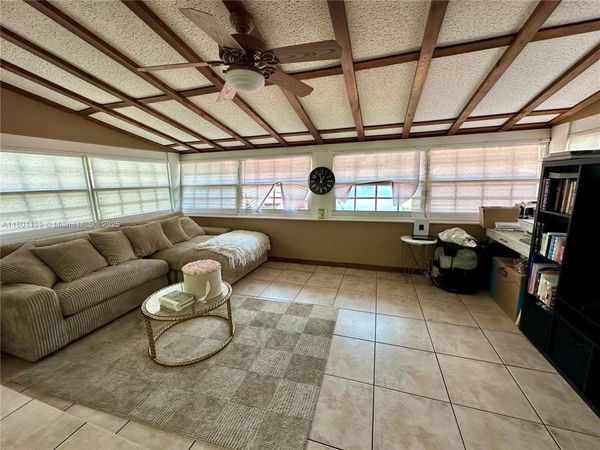 21000 NE 26th Ave , Miami, FL 33180