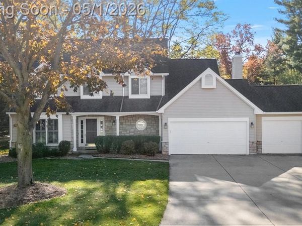 7280 Willow Oak Drive, West Bloomfield Twp, MI 48324