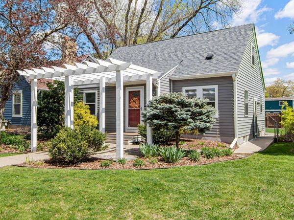 6117 4th Avenue S, Minneapolis, MN 55419