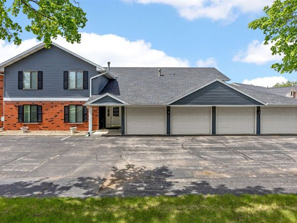 4505 Armar Drive SE, Unit 80, Cedar Rapids, IA 52403