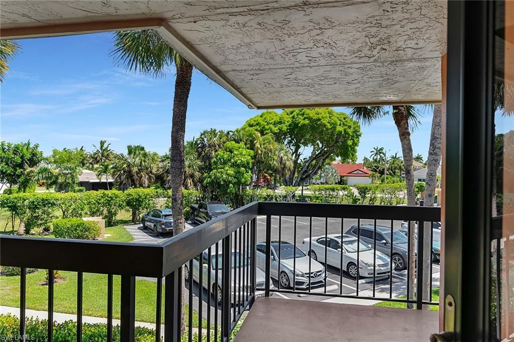 58 Manor Ter, Unit 8-204, Marco Island, FL 34145 Photo