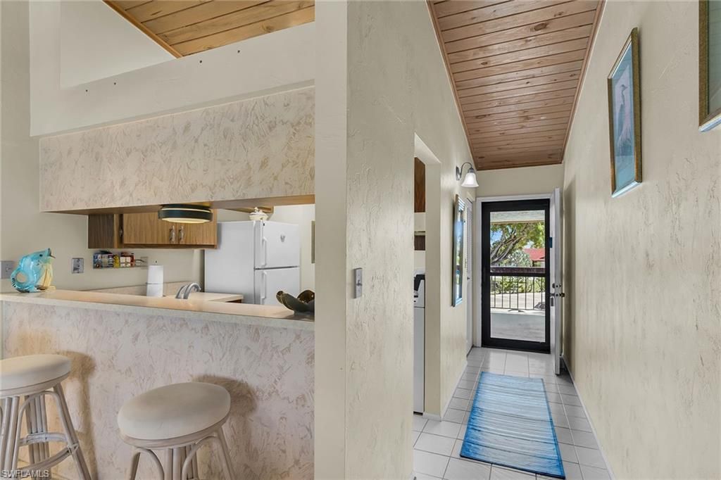 58 Manor Ter, Unit 8-204, Marco Island, FL 34145 Photo