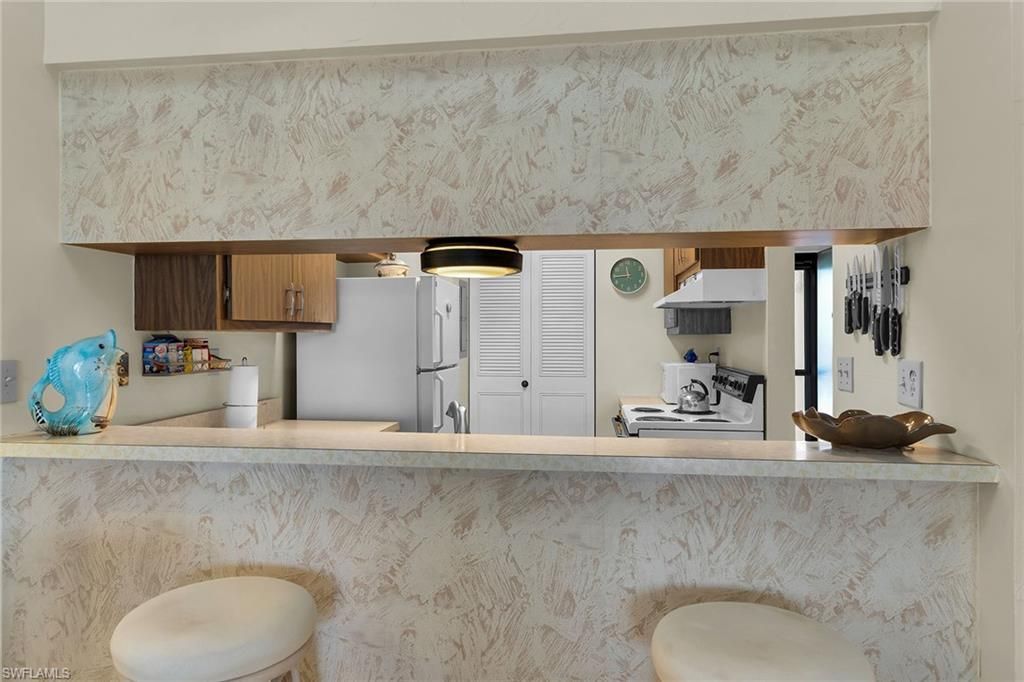 58 Manor Ter, Unit 8-204, Marco Island, FL 34145 Photo