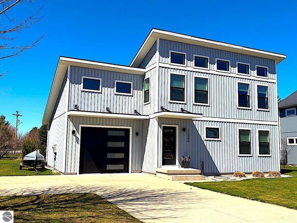 11566 Sunset Drive S, Empire, MI 49630