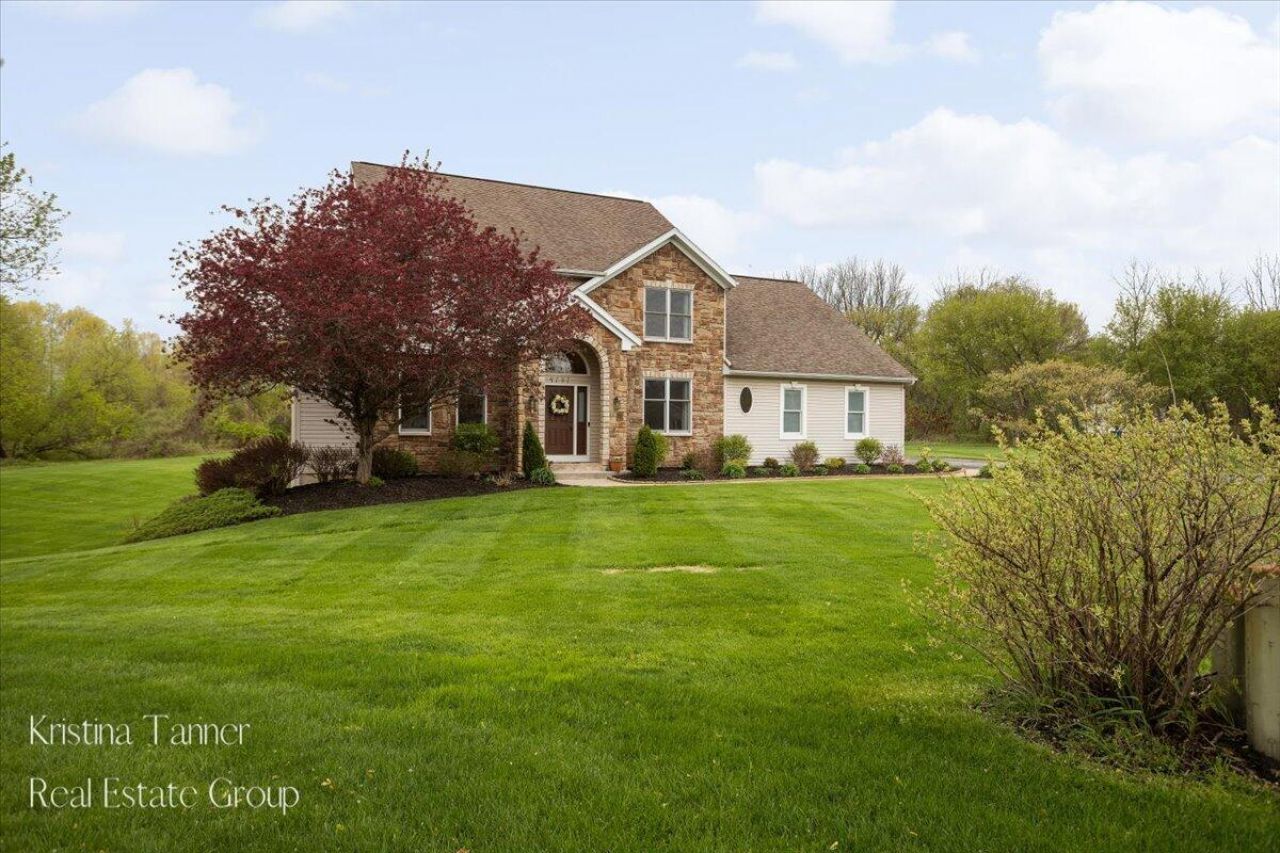 4797 Sunflower Ridge Drive Ne, Ada, MI 49301 Main Photo