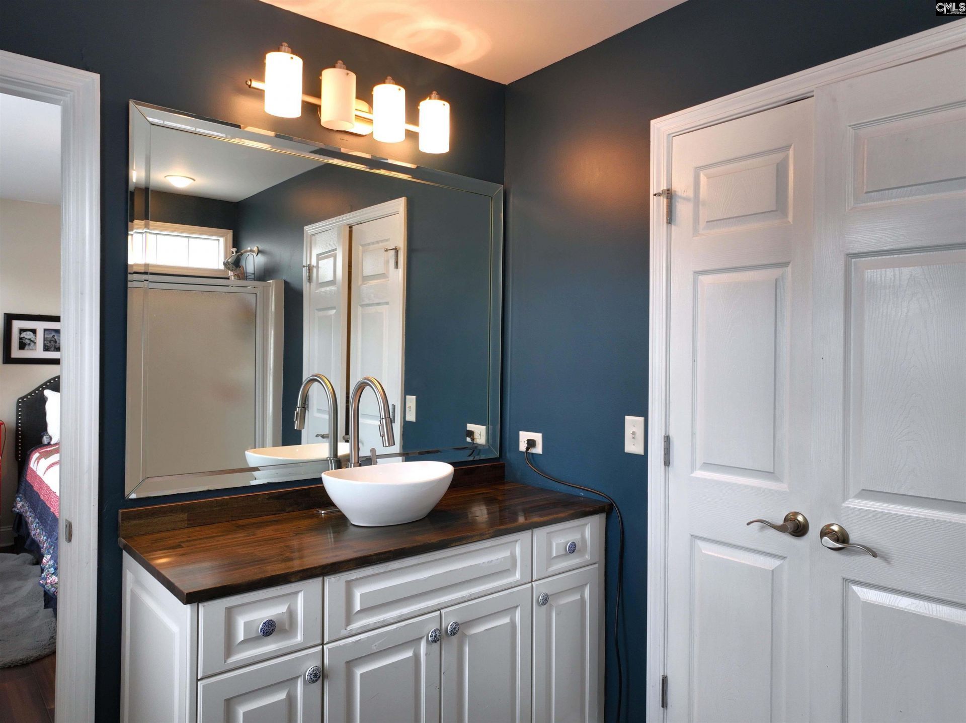 220 River Bluff Boulevard  Photo 31