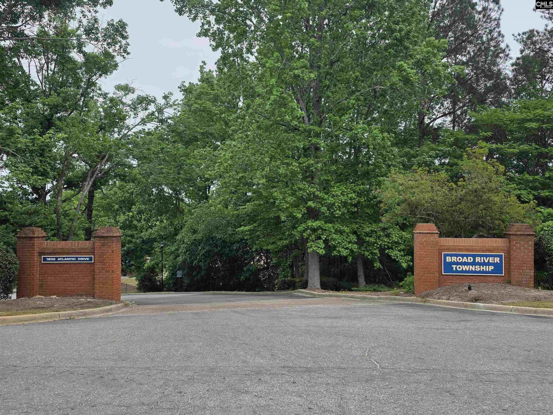 220 River Bluff Boulevard  Photo 42