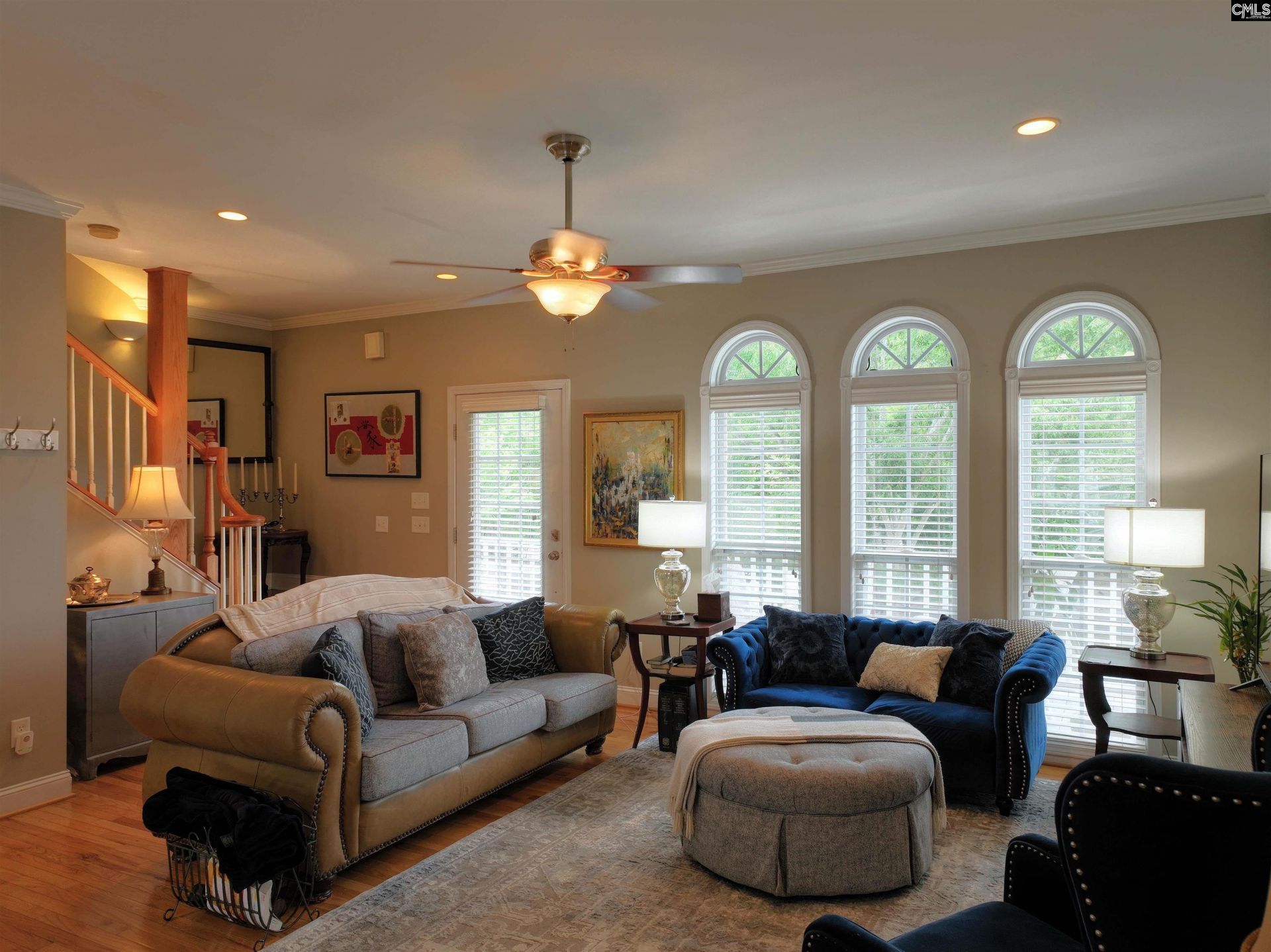 220 River Bluff Boulevard  Photo 7