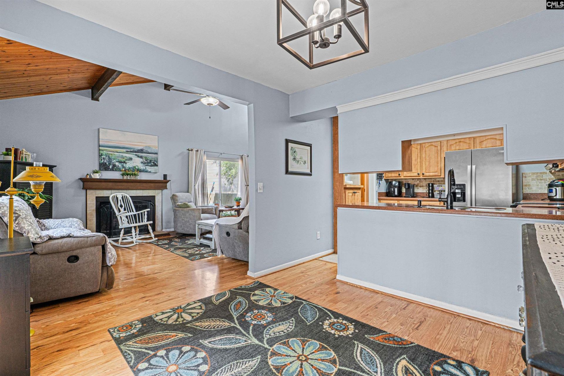 210 Mariners Row  Photo 6