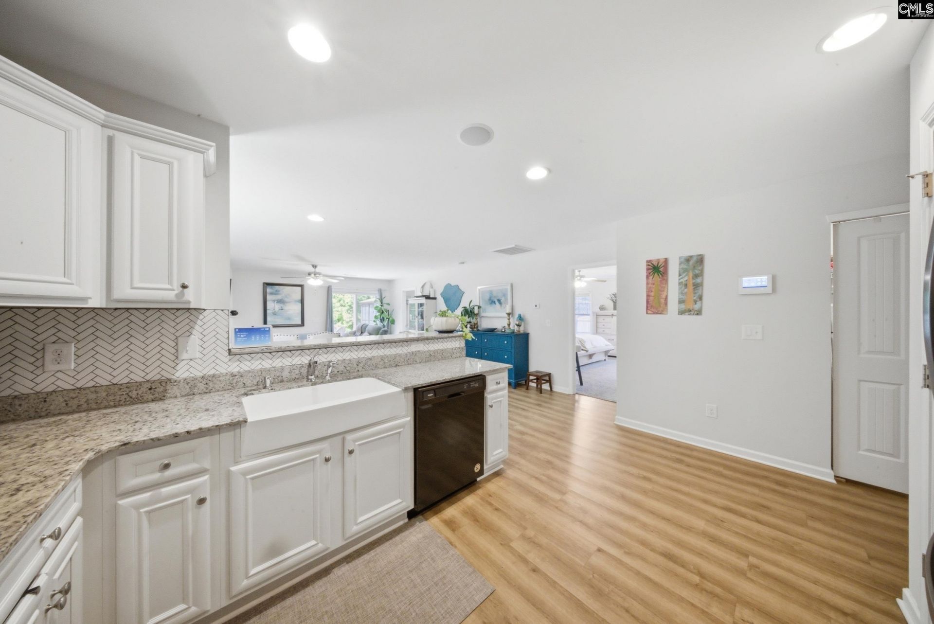 391 Summer Creek Drive Photo 16