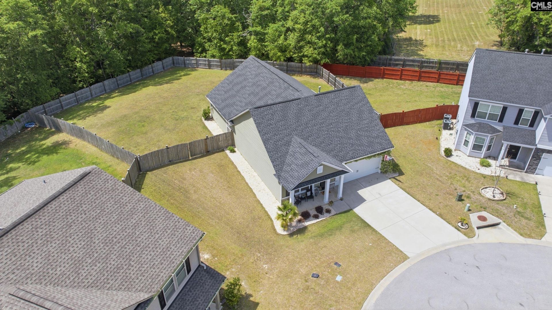 391 Summer Creek Drive Photo 32