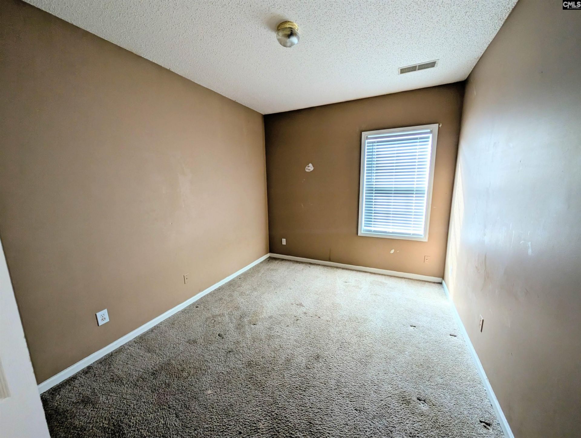11 Founders Lake Court  Photo 16