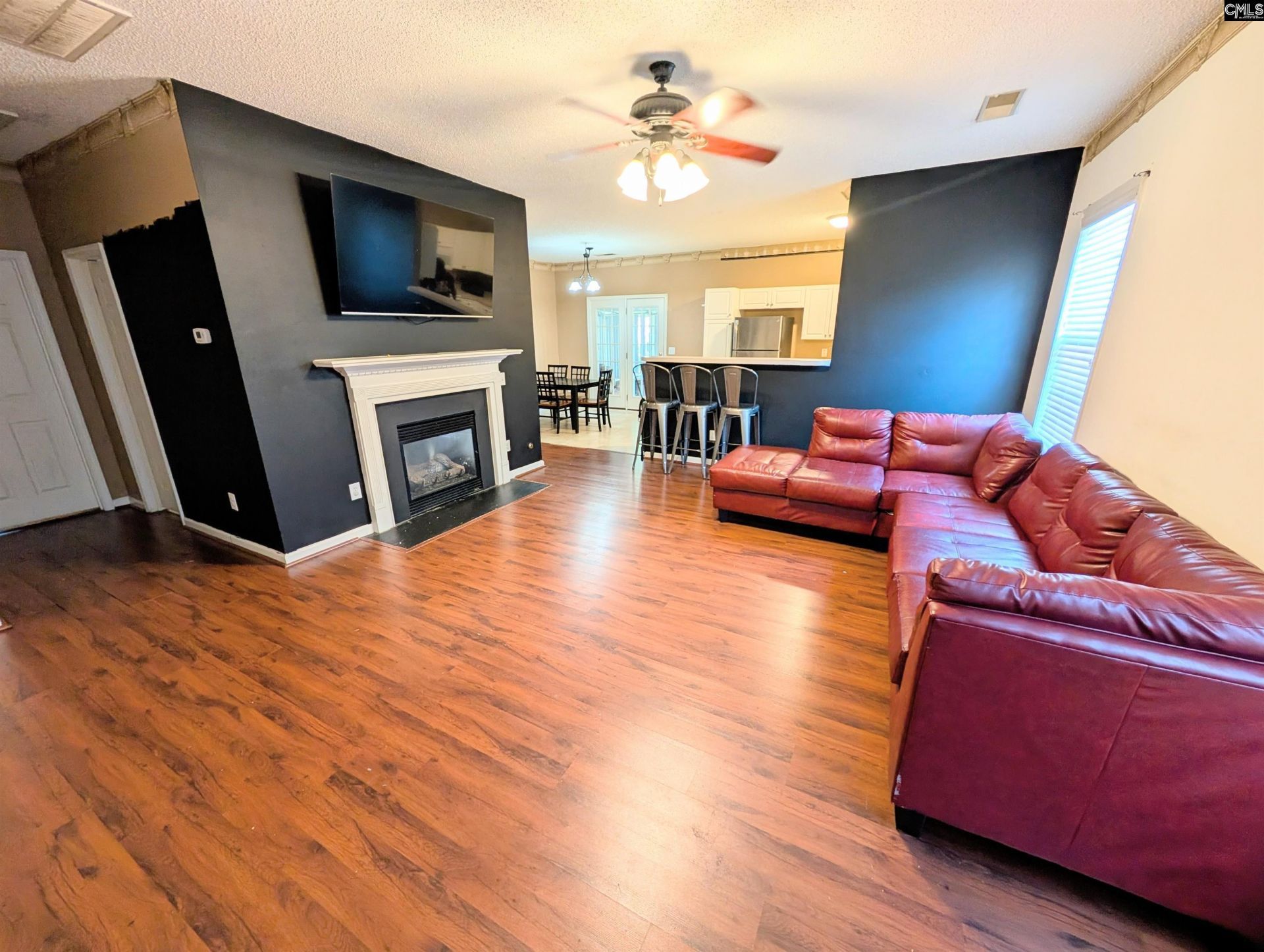 11 Founders Lake Court  Photo 8