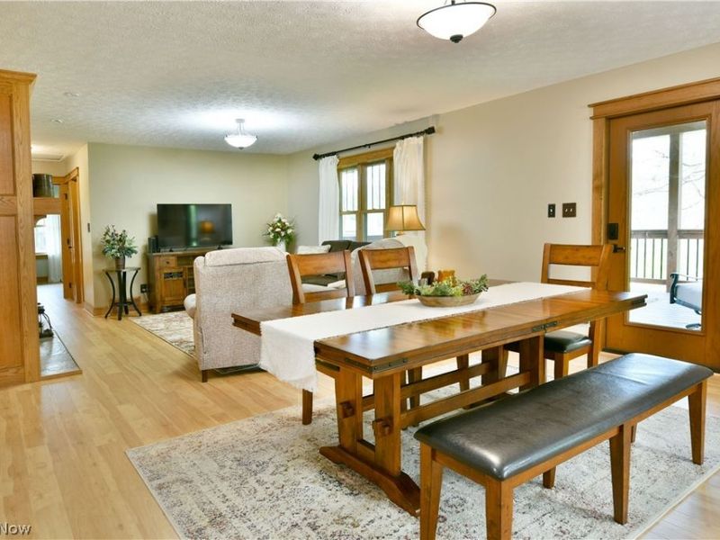 3203 Morrow Drive, Cortland, OH 44410 Photo 11