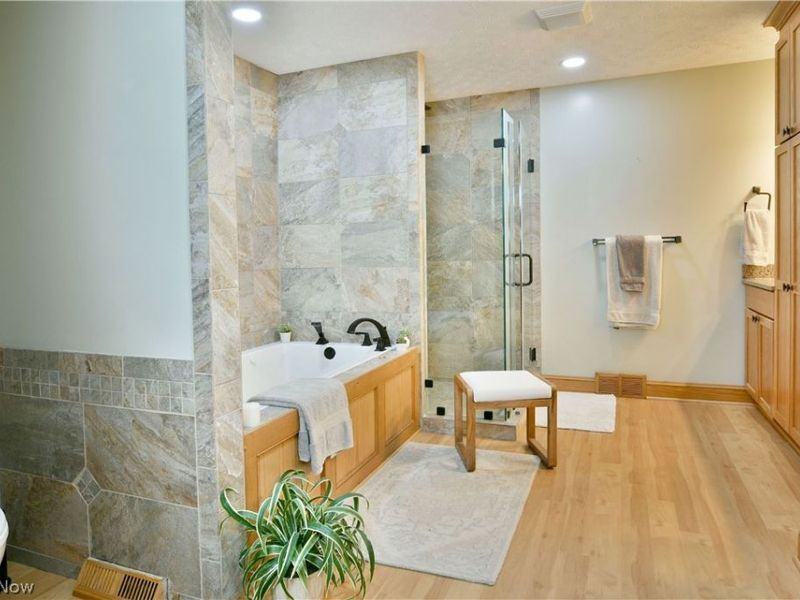 3203 Morrow Drive, Cortland, OH 44410 Photo 21