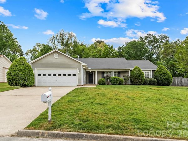 114 Hawks Nest Drive, Fletcher, NC 28732
