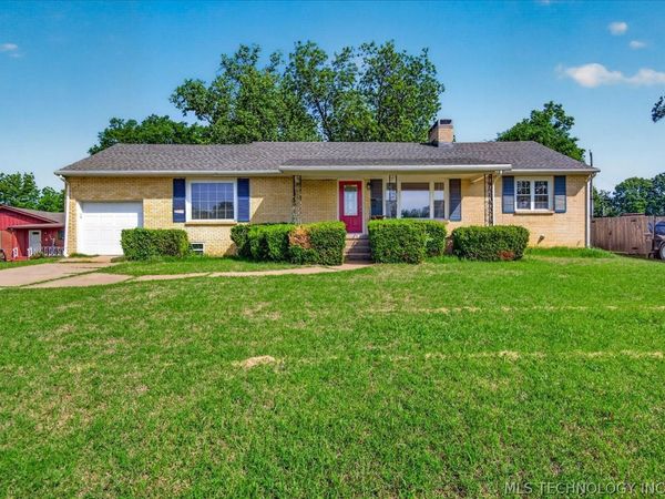 140 Fleetwood Place , Bartlesville, OK 74006