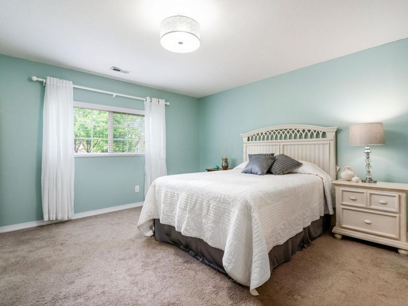 6101 Blendon Chase Drive, Westerville, OH 43081 Photo 18