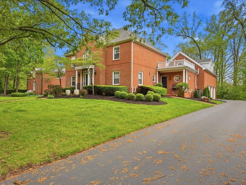 7631 S Goodrich Square, New Albany, OH 43054 Photo 3