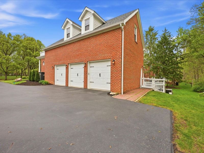 7631 S Goodrich Square, New Albany, OH 43054 Photo 4