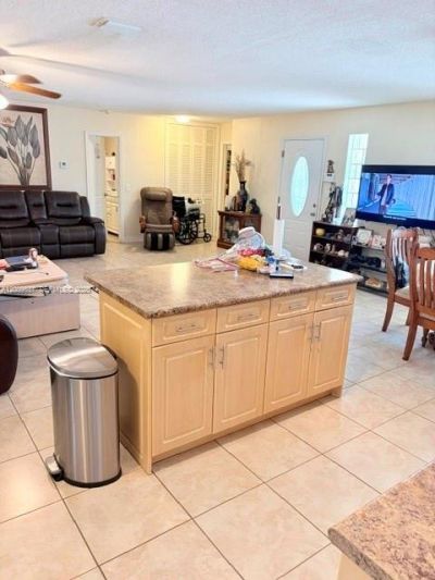 1121 NW 86th Ter , Pembroke Pines, FL 33024 Photo