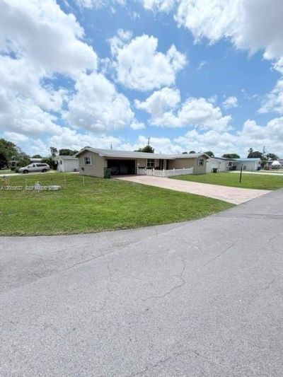1121 NW 86th Ter , Pembroke Pines, FL 33024 Photo