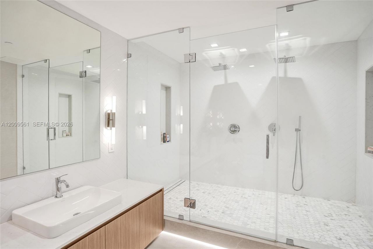 2200 N Ocean Blvd, Unit S1701, Fort Lauderdale, FL 33305 Photo