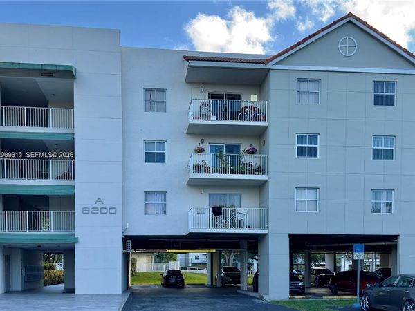 8200 SW 210th St, Unit 220, Cutler Bay, FL 33189