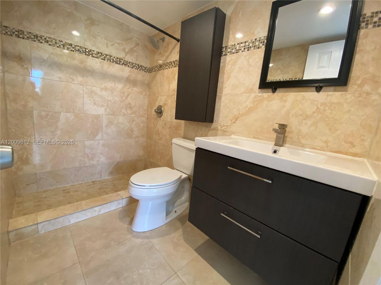 8200 SW 210th St, Unit 220, Cutler Bay, FL 33189 Photo