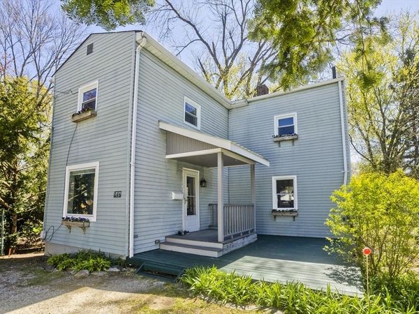14 1/2 Gaugh Street, Easthampton, MA 01027