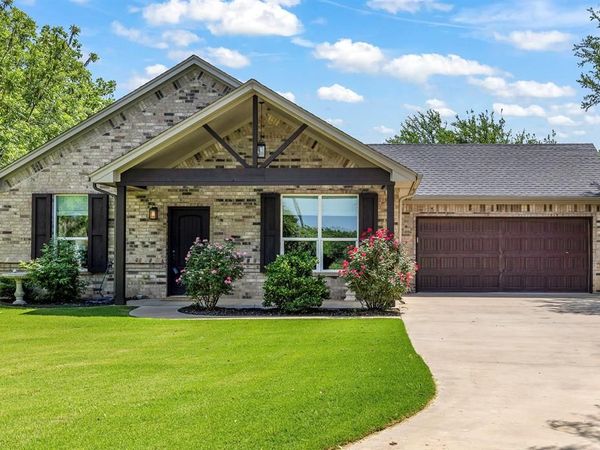 2513 Christine Drive, Granbury, TX 76048