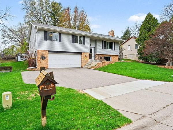 296 Logan Avenue E, West Saint Paul, MN 55118