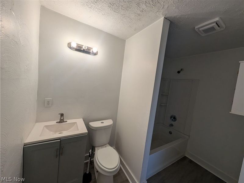 1339 Washington Avenue, Lorain, OH 44052 Photo 5