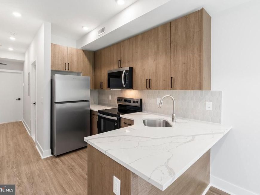 2207 N Franklin Street, Unit 2, Philadelphia, PA 19133 Main Photo