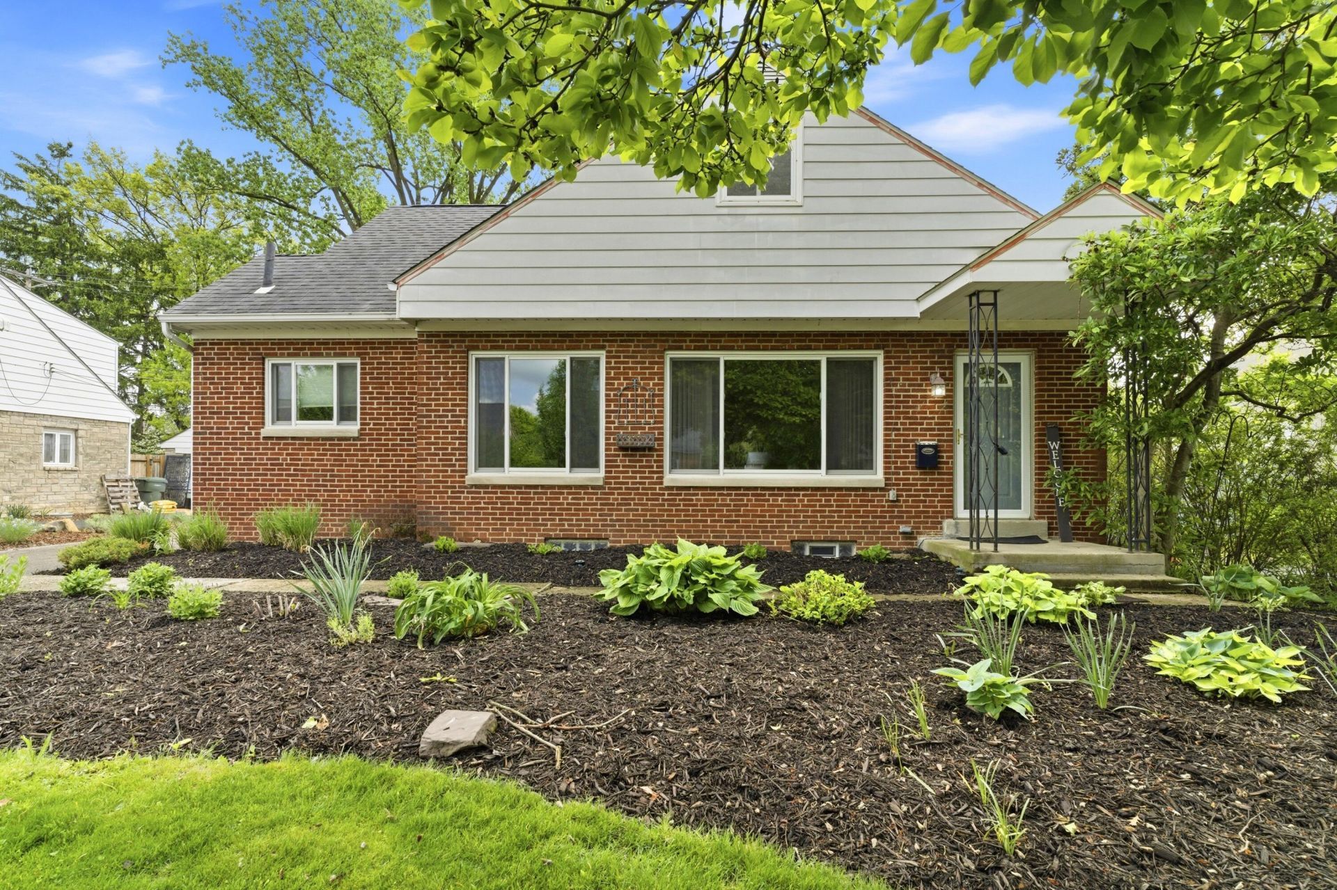 580 Enfield Road , Columbus, OH 43209 Main Photo