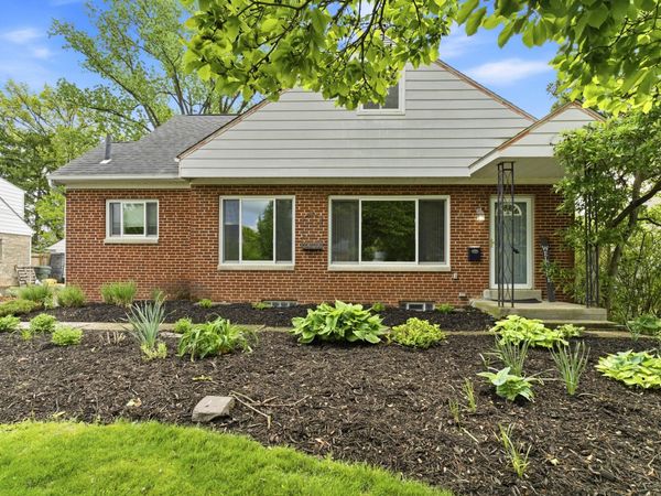 580 Enfield Road , Columbus, OH 43209