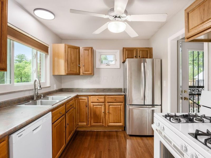 580 Enfield Road, Columbus, OH 43209 Photo 10