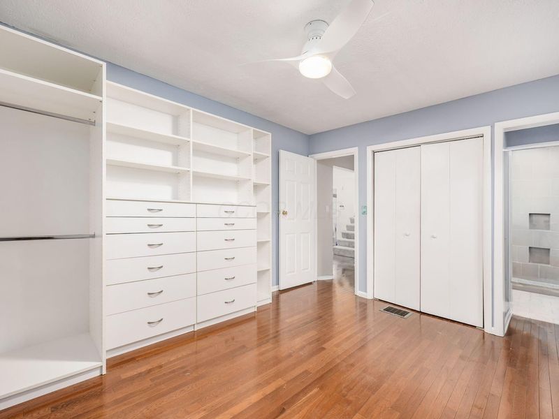 580 Enfield Road, Columbus, OH 43209 Photo 12