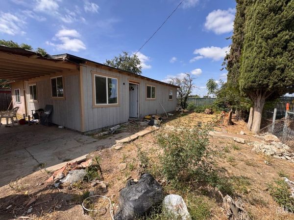 105 E Kern , McFarland, CA 93250