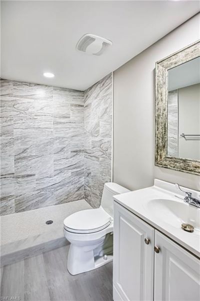 6220 Augusta Dr, Unit 410, Fort Myers, FL 33907 Photo