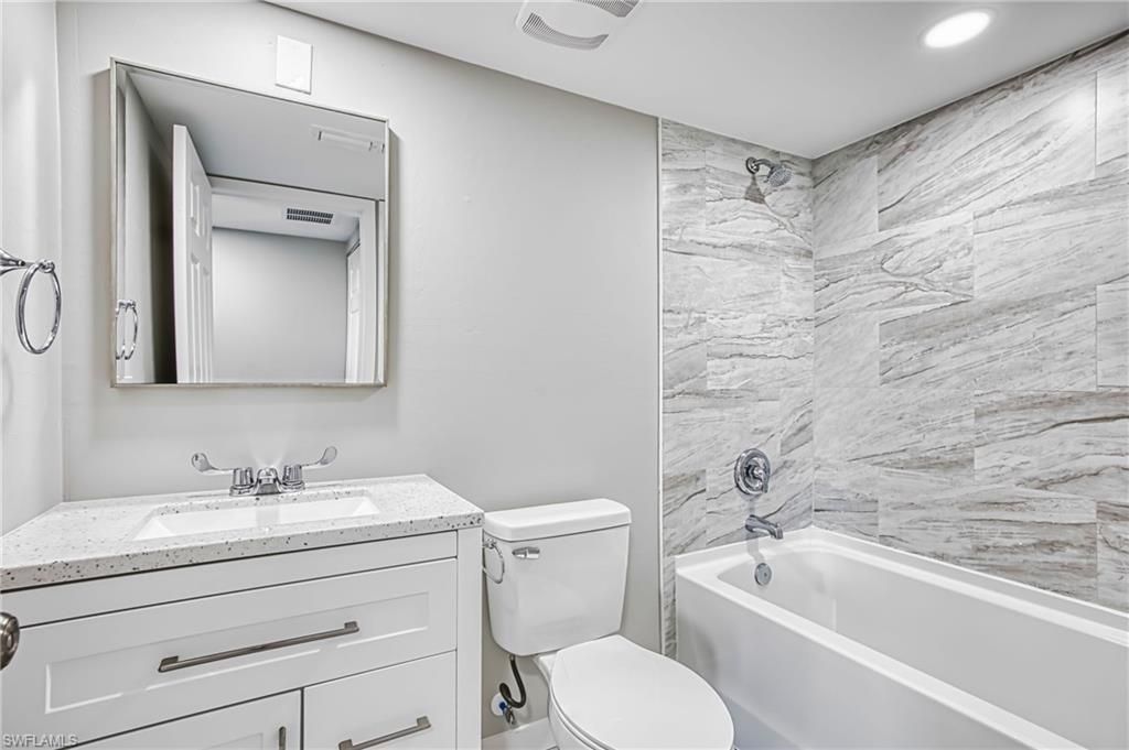 6220 Augusta Dr, Unit 410, Fort Myers, FL 33907 Photo