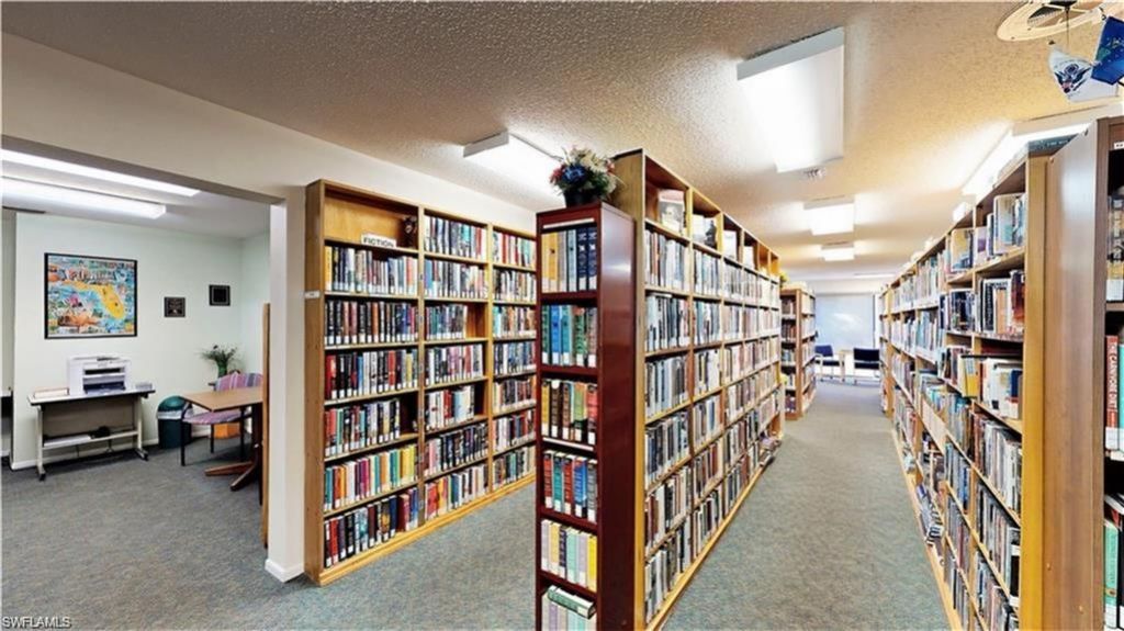 6220 Augusta Dr, Unit 410, Fort Myers, FL 33907 Photo