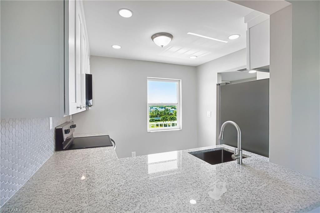 6220 Augusta Dr, Unit 410, Fort Myers, FL 33907 Photo
