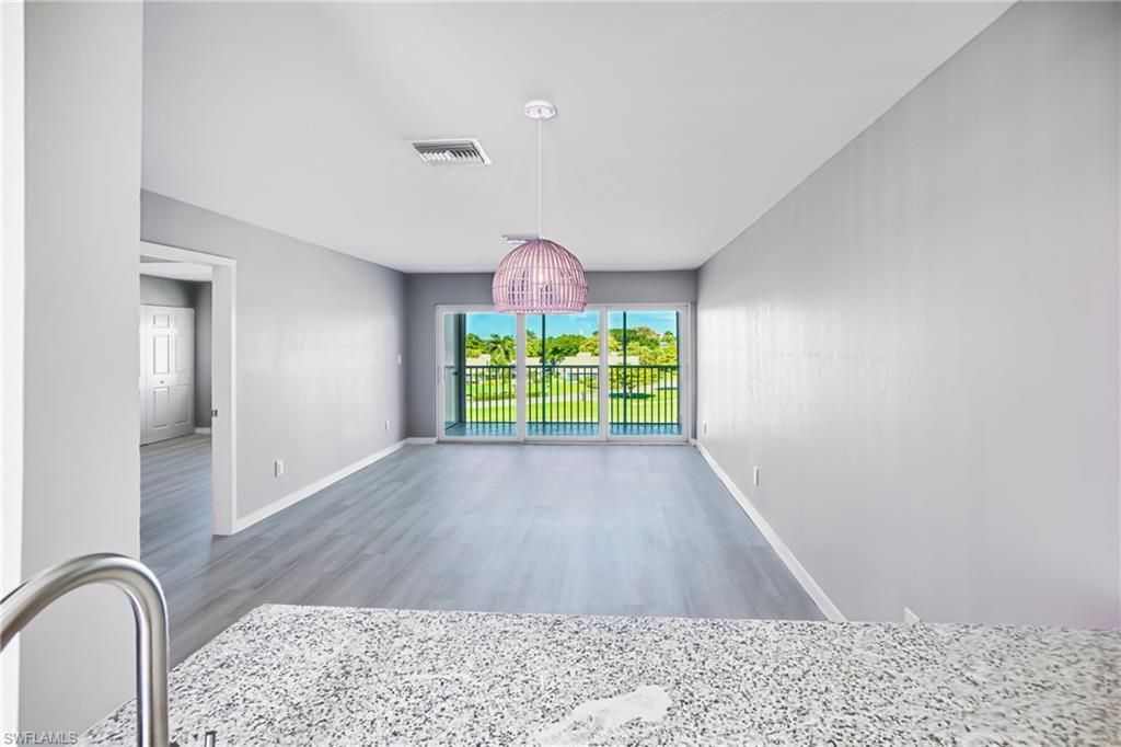 6220 Augusta Dr, Unit 410, Fort Myers, FL 33907 Photo