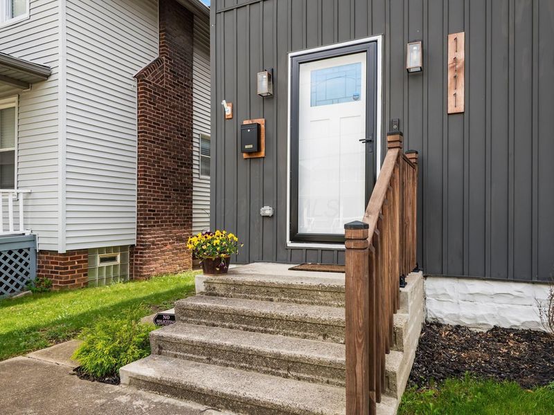 1111 E Whittier Street, Columbus, OH 43206 Photo 5
